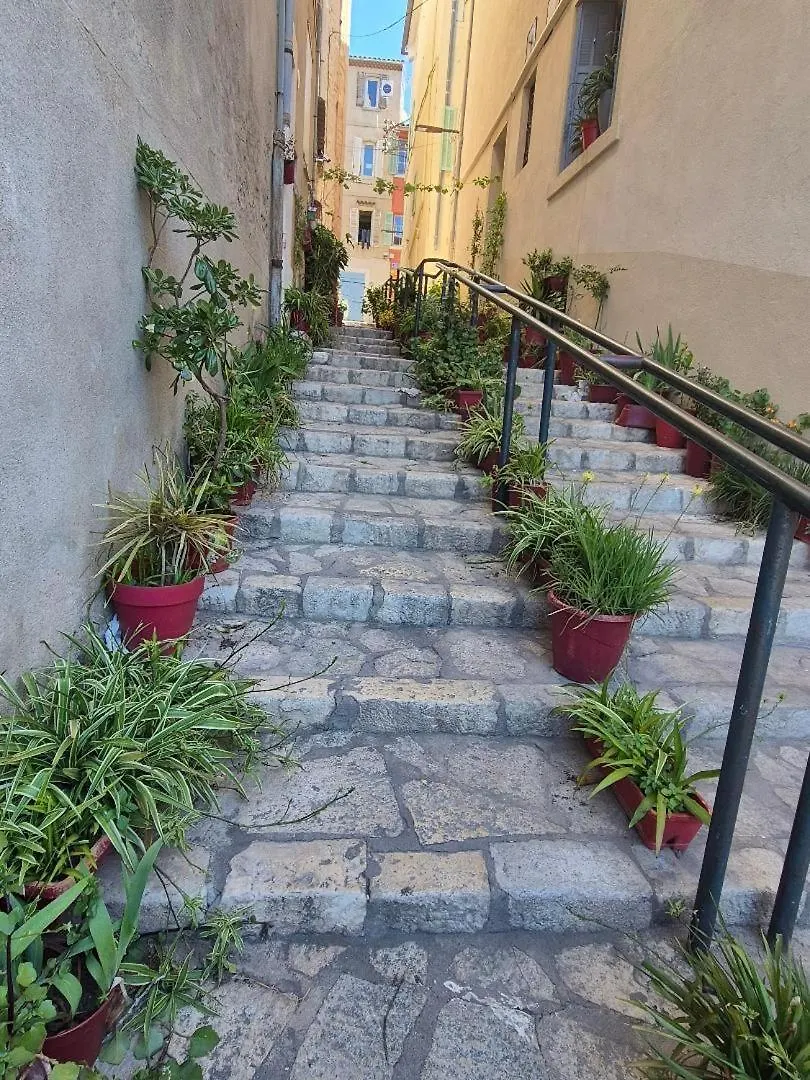 Joli Appartement Sur Le Port Proche Des Plages ! La Ciotat